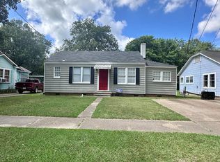 808 Farmer St, Cleveland, MS 38732