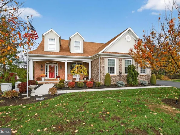 1029 Stonecroft Dr, Hanover, PA 17331