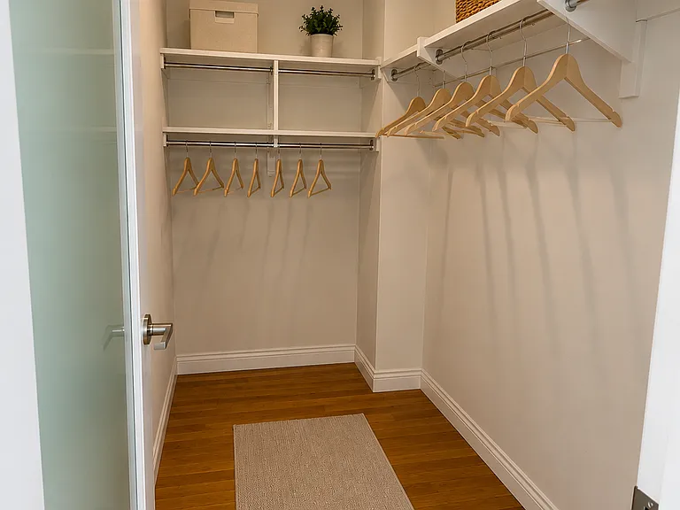 Walk-in Closet