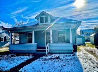 806 34th St, Vienna, WV 26105