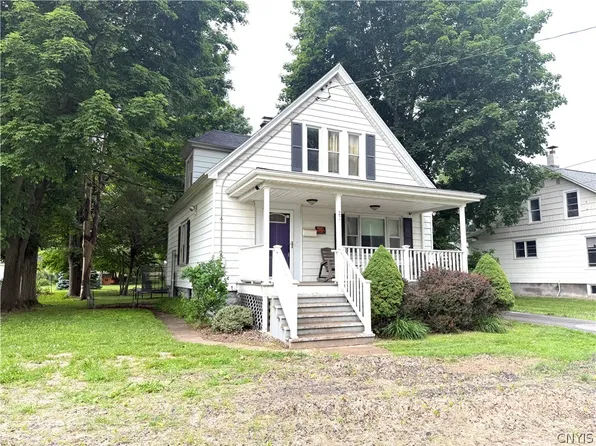 23 State St, Oneida, NY 13421