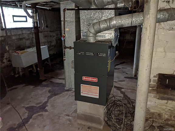 5th image of 205 Wyoming Ave