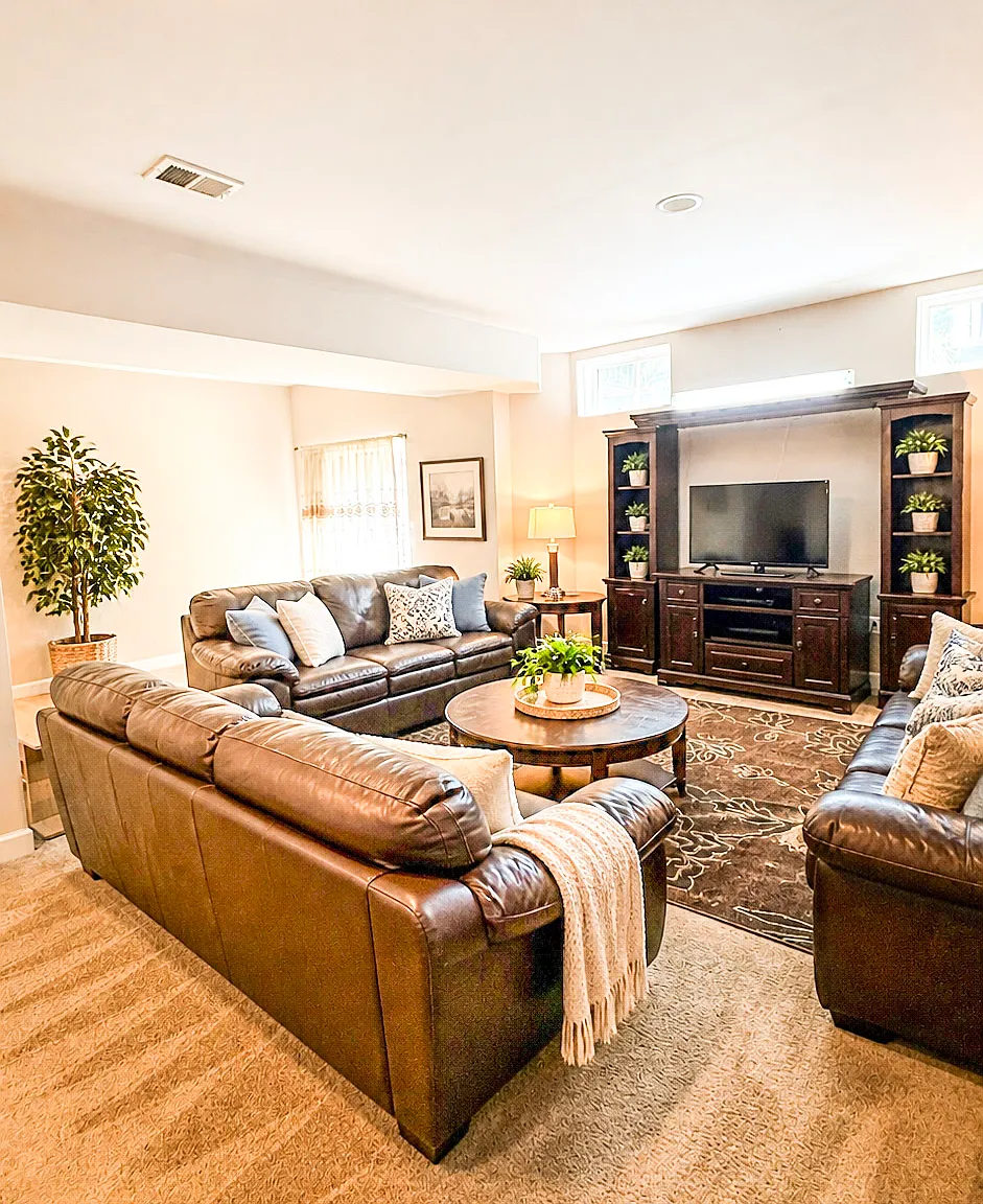 Studio, 1371 sqft, $1,750 — Photo 3