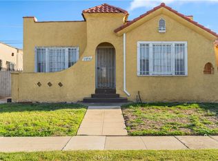 1054 W 81st Pl, Los Angeles, CA 90044