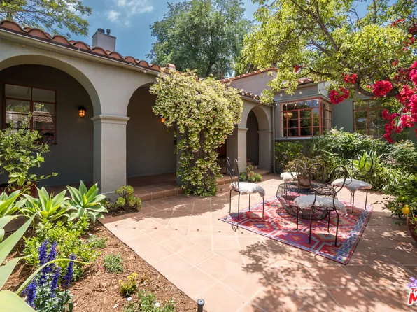 2075 W Silver Lake Dr, Los Angeles, CA 90039