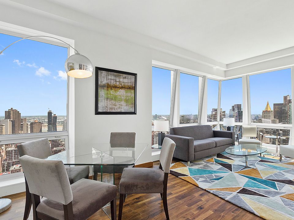 1st image of 400 5th Ave APT 42H