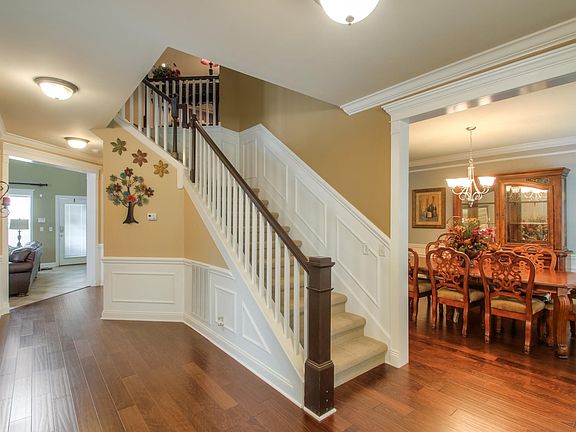 3rd image of 1369 Liberty Pike
