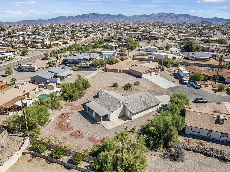2489 Ocotillo Ln — Photo 3