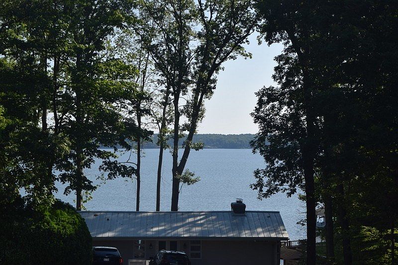 2nd image of 154 Timberlane Dr