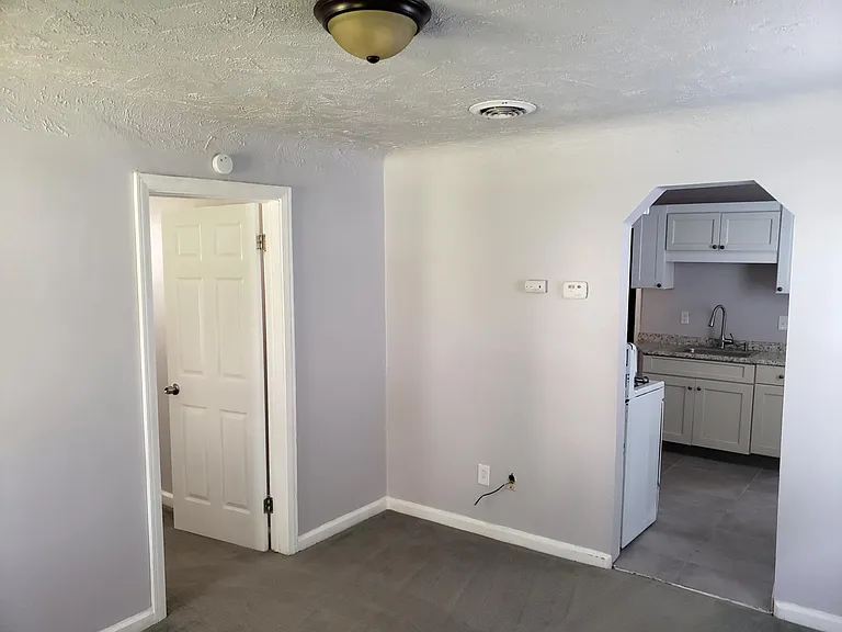 8054 Republic Ave — Photo 7