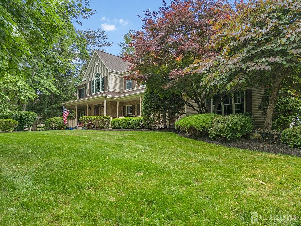 1st image of 836 Atkinson Cir