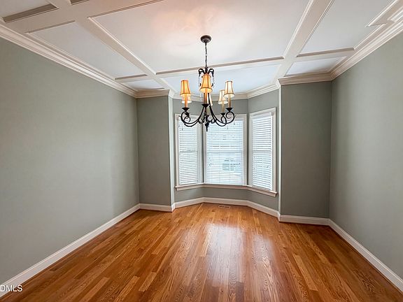 4th image of 2931 London Bell Dr