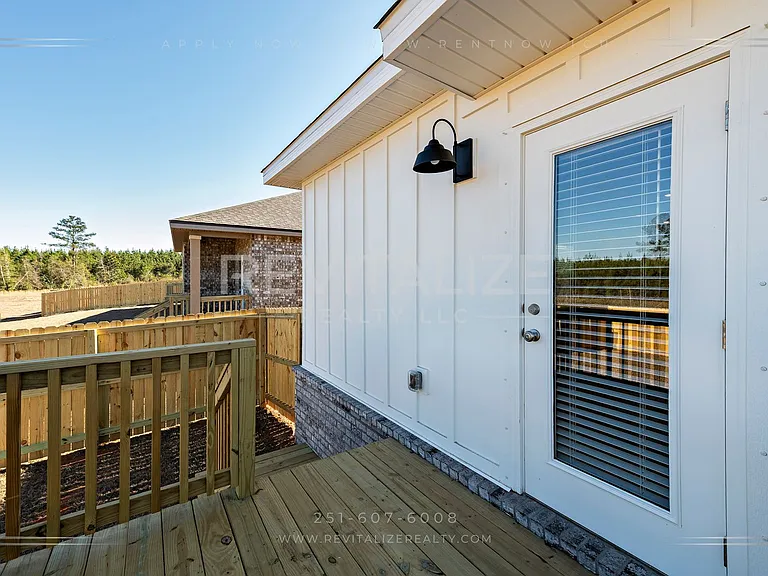 32552 Revere Dr — Photo 40