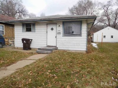2329 W Howett St, Peoria, IL, 61605