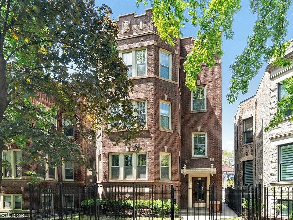 1st image of 3730 N Marshfield Ave #2