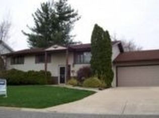 147 E Lakewood St, Morton, IL
