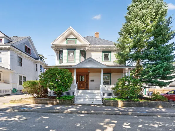 9 Mckinley Street, Bangor, ME 04401