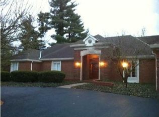 7 Oak Meadow Rd, Evansville, IN 47725