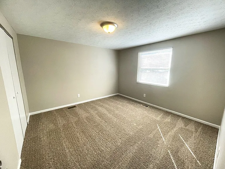 5516 Hasbrook Dr — Photo 16