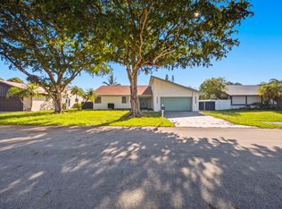 8114 NUTMEG Way, Tamarac, FL 33321