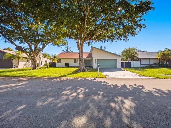 8114 NUTMEG Way, Tamarac, FL 33321