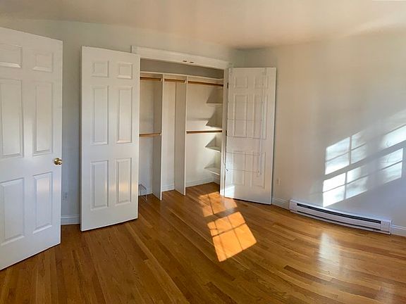 5th image of 165B Grove St #1