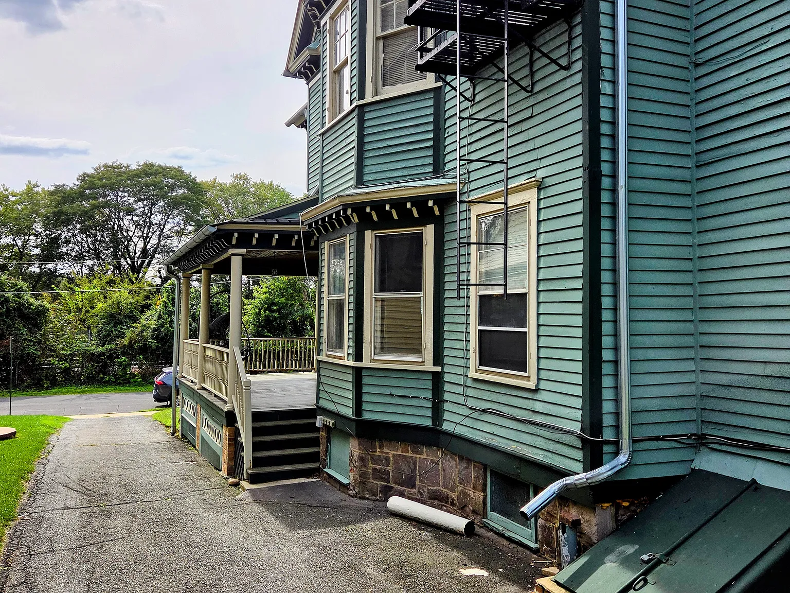 2 bed, 3311 sqft, $2,055 — Photo 3