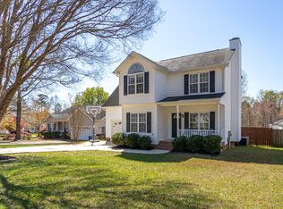104 Edgeford Park Ln, Wake Forest, NC 27587