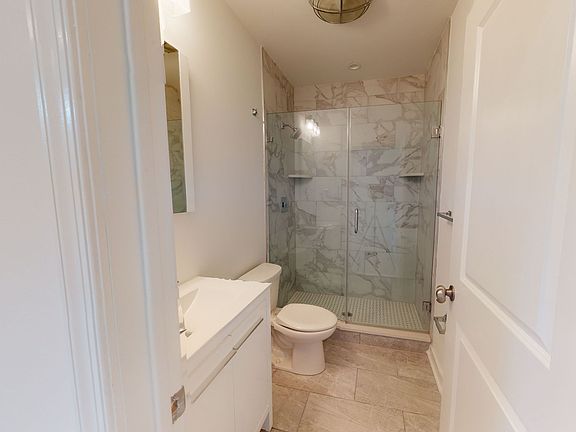 5th image of 1528 N Marshall St Unit 1F