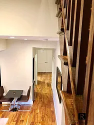 Rented by R New York