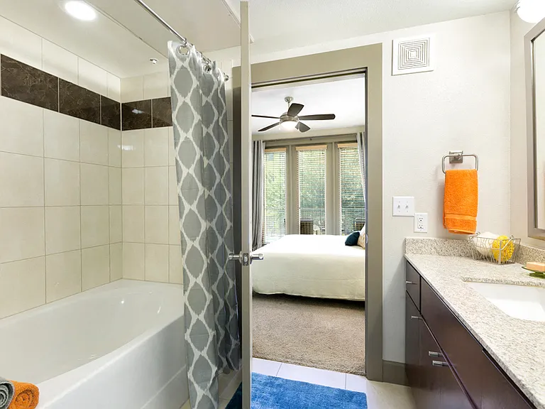 Pressler A3 Model - Bathroom with Deep Soaking Tub