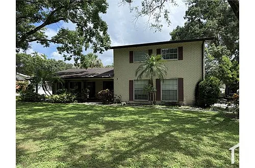 904 Woodmont Ln Photo 1