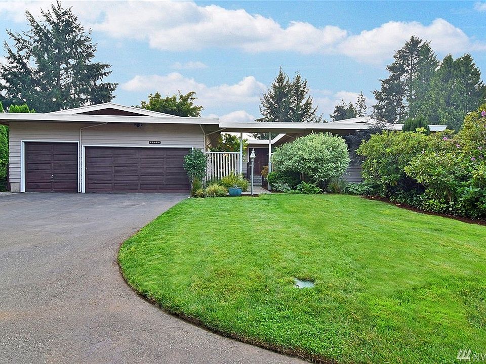 Welcome! At the end of a long, private drive, your new oasis awaits! Lush Yard, LOTS of Covered & Off Street Parking! Courtyard with Deck Invite you to the Front Door.