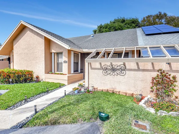 10879 Waterberry Court, Boca Raton, FL 33498