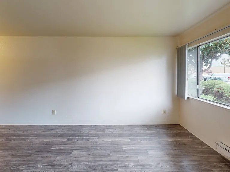 Pointe at Westlake — Photo 32