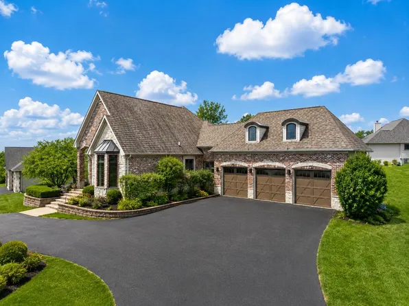 13114 Deer Xing, Roscoe, IL 61073