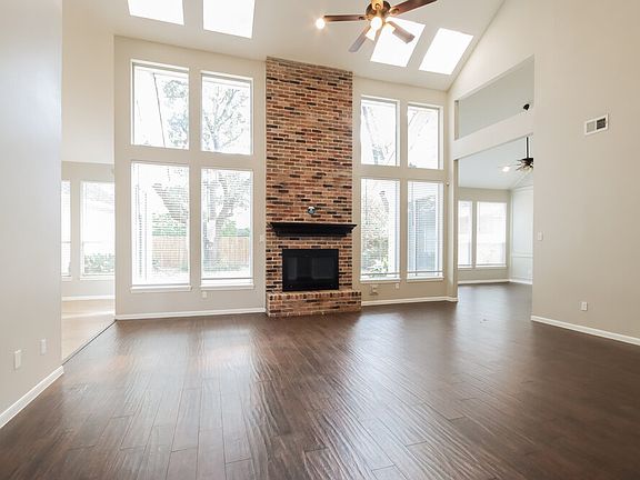 5th image of 5314 Valley Pines Dr