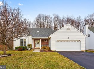 225 E Flagstone Dr, Newark, DE 19702