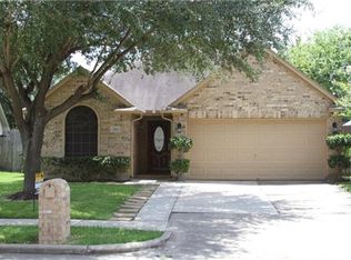 315 Bluebird Ln, Pasadena, TX 77502