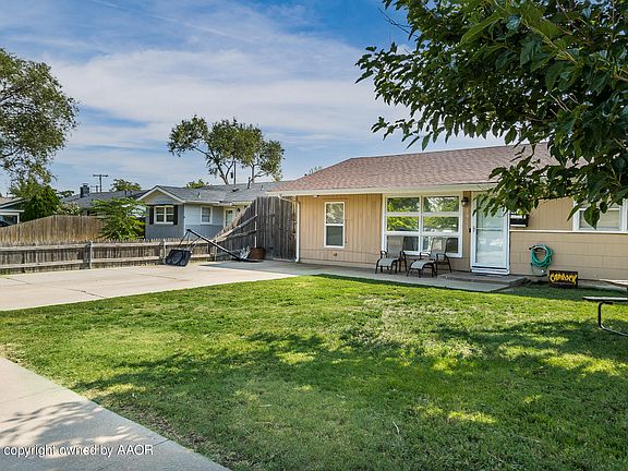 2nd image of 1911 Lawndale Dr