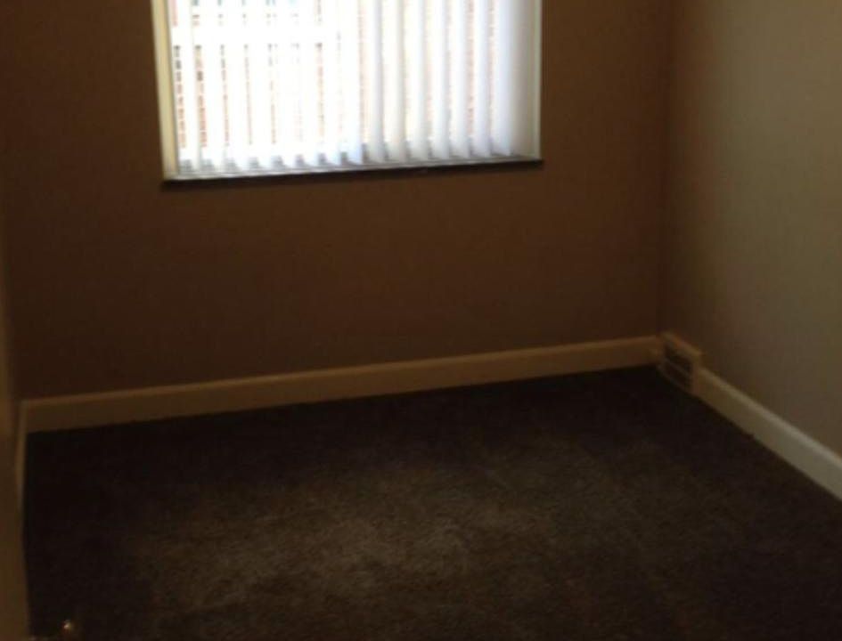 1st image of 1345 Somerset Ave