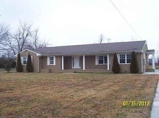 5845 Harris Rd, Paducah, KY 42001