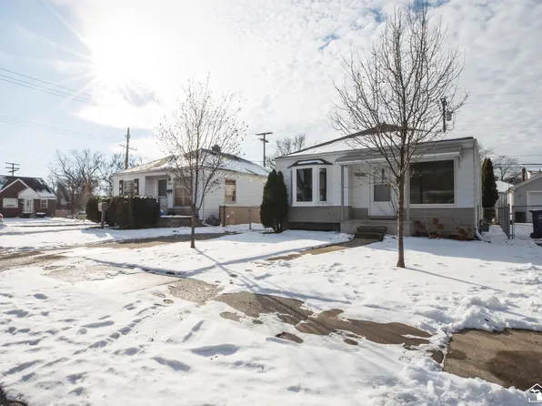 4240 Hubbard Ave, Lincoln Park, MI 48146