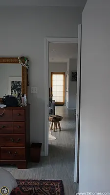 Rented by Realty 2000 Corp | media 10