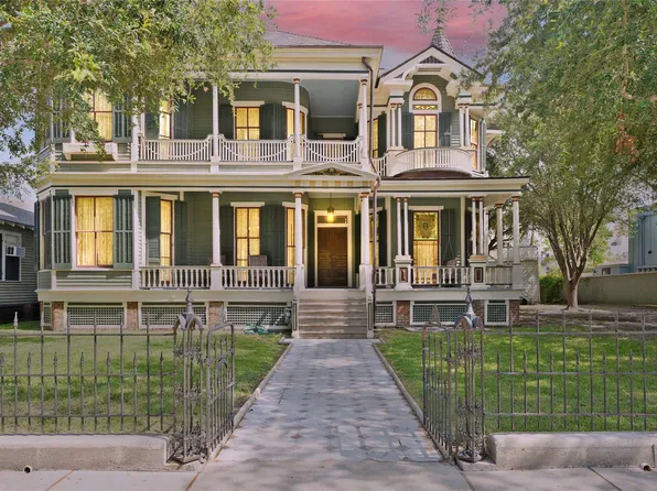 1116 Church St, Galveston, TX 77550