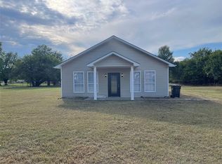 1239 N 2nd St, Harrah, OK 73045