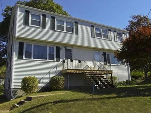 21 Valley View Ln, Worcester, MA 01604