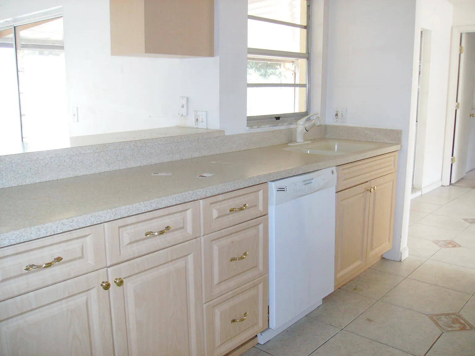 14117 Bardsdale Ln — Photo 2
