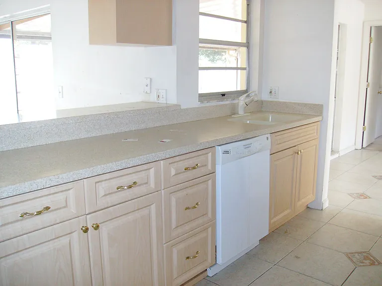 14117 Bardsdale Ln — Photo 2