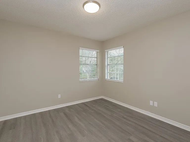 4360 Grandwood Ln — Photo 13